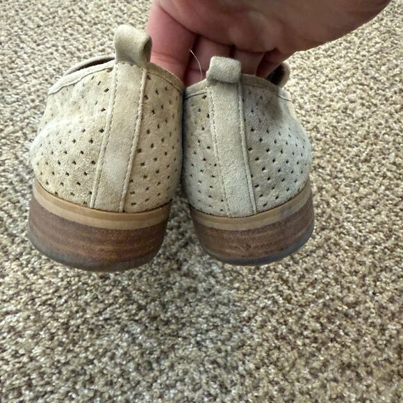 Susina Kellen Almond Toe Tan Suede Leather Slip On Loafers Flats 8M - Picture 8 of 12